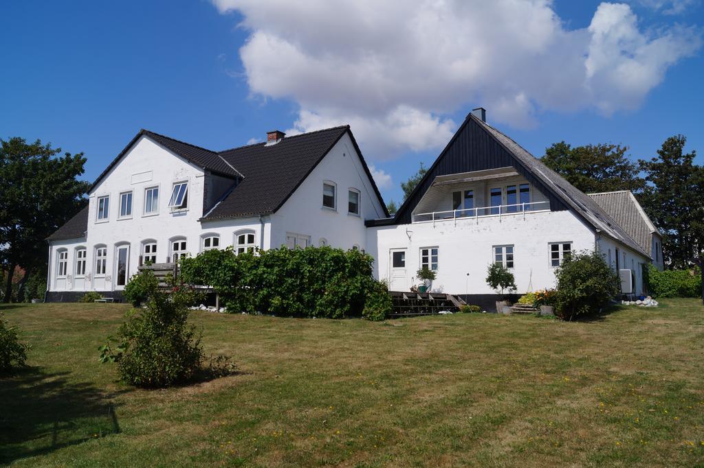 Ruhetgaard Holiday Apartment Aeroskobing Room photo